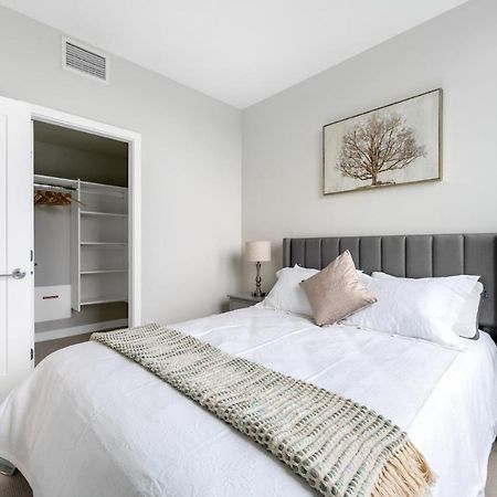 Modern Comfort At Ubc: 1Br Condo Near Campus Vancouver Exteriör bild