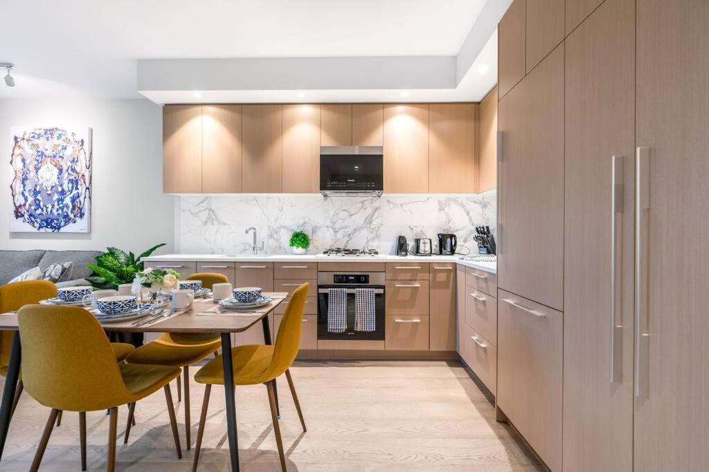 Modern Comfort At Ubc: 1Br Condo Near Campus Vancouver Exteriör bild