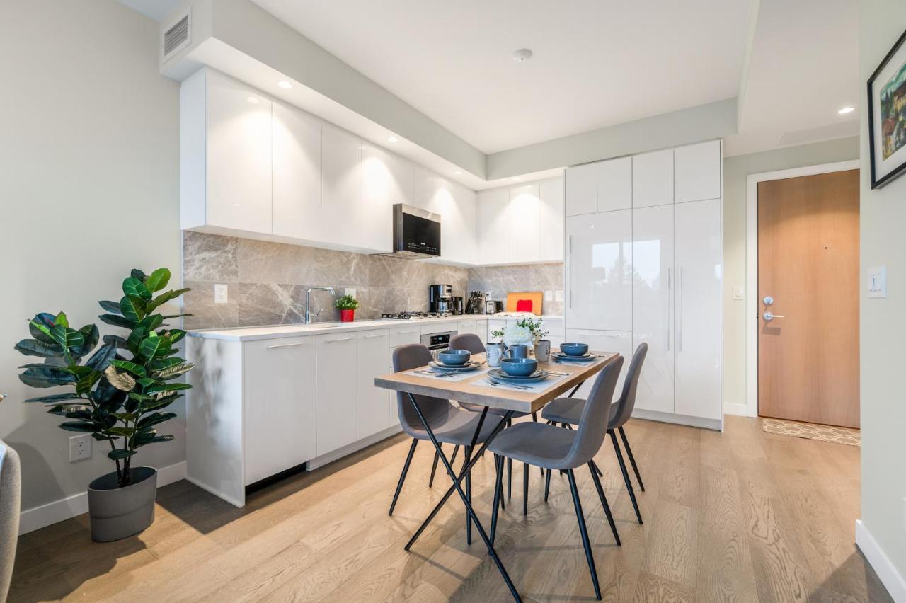 Modern Comfort At Ubc: 1Br Condo Near Campus Vancouver Exteriör bild