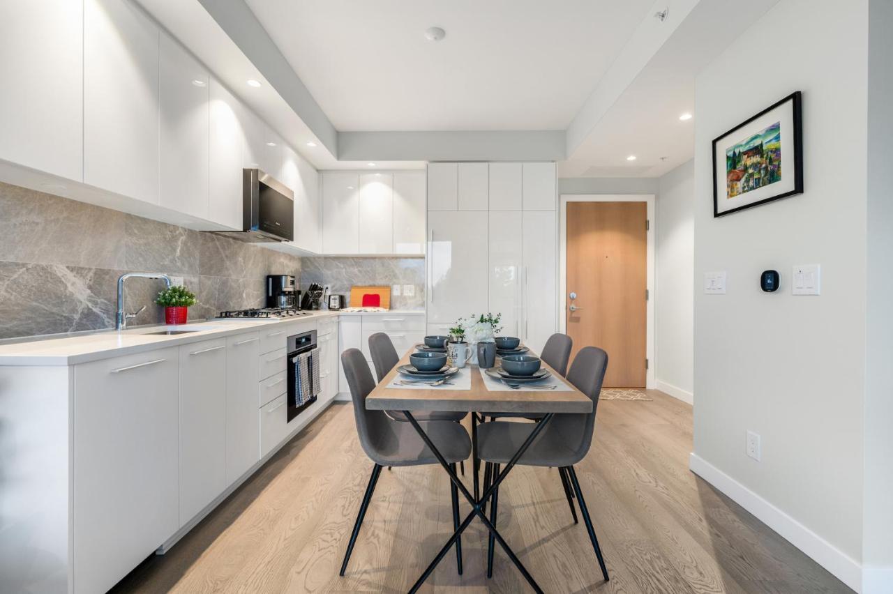Modern Comfort At Ubc: 1Br Condo Near Campus Vancouver Exteriör bild