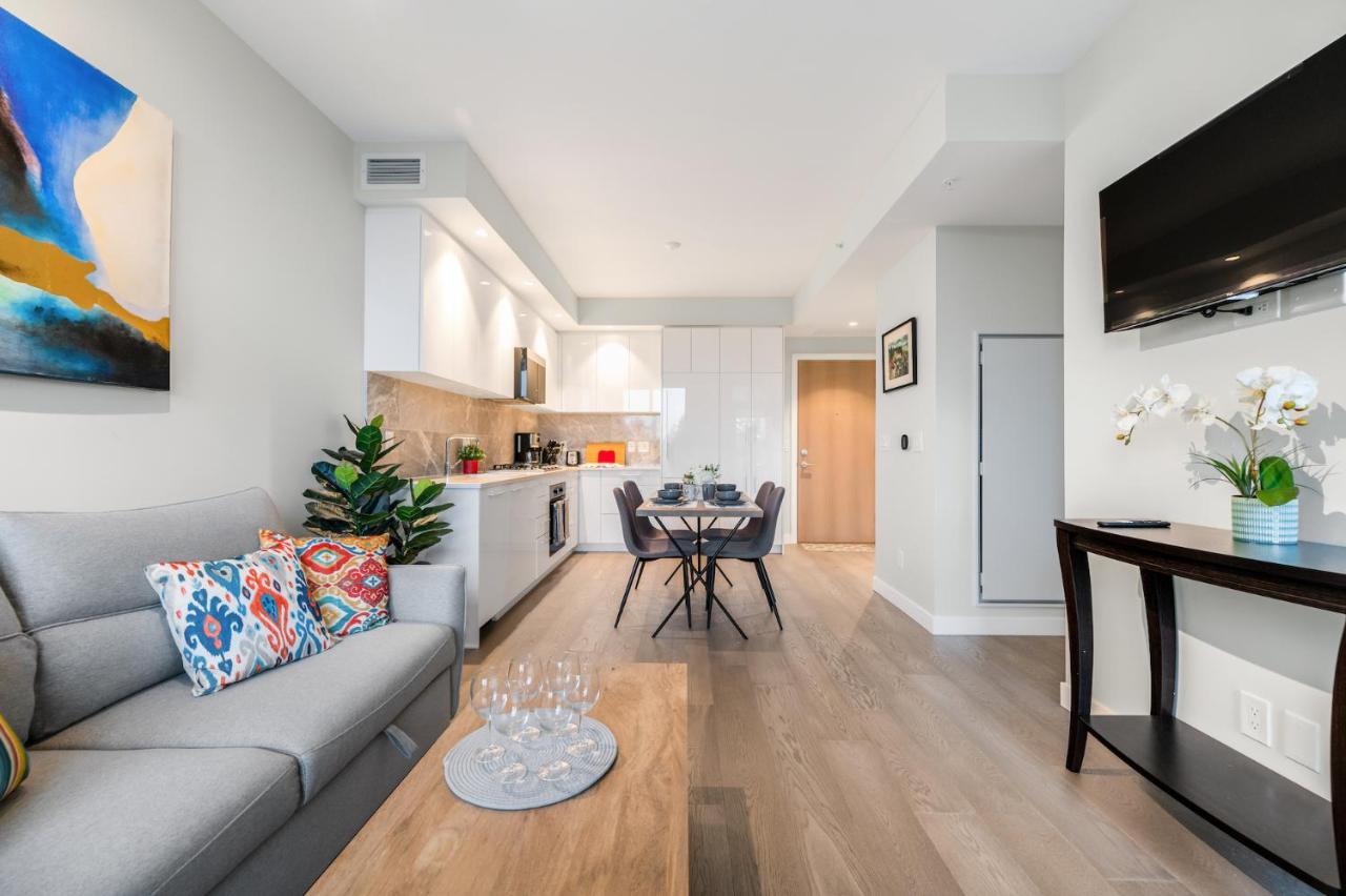 Modern Comfort At Ubc: 1Br Condo Near Campus Vancouver Exteriör bild