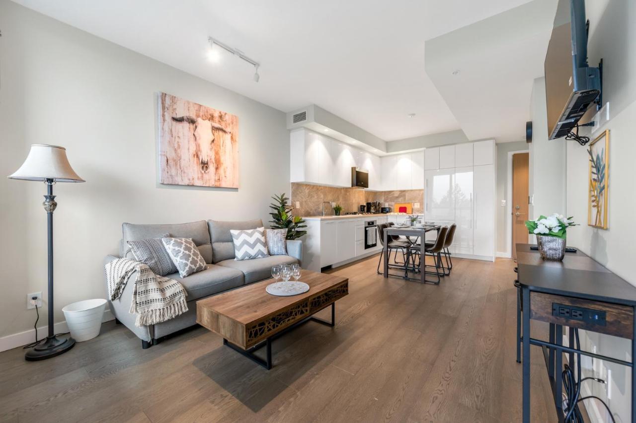 Modern Comfort At Ubc: 1Br Condo Near Campus Vancouver Exteriör bild